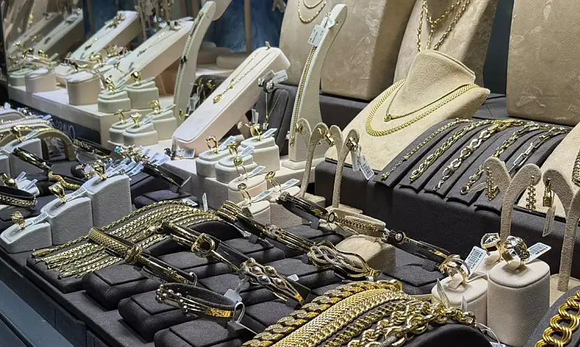 Fethiye'de altın hareketliliği: Gram Altın 7 Bin 300 TL'yi aştı