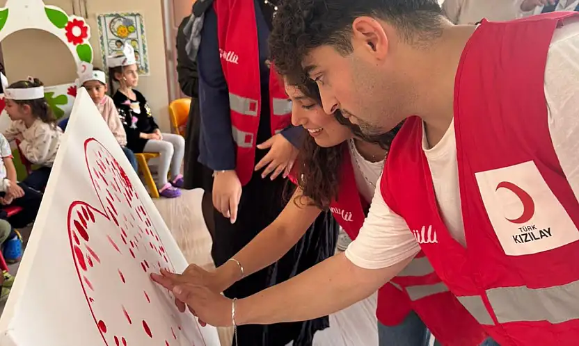 Fethiye'de Minik Öğrencilerle Kızılay Haftası Kutlandı