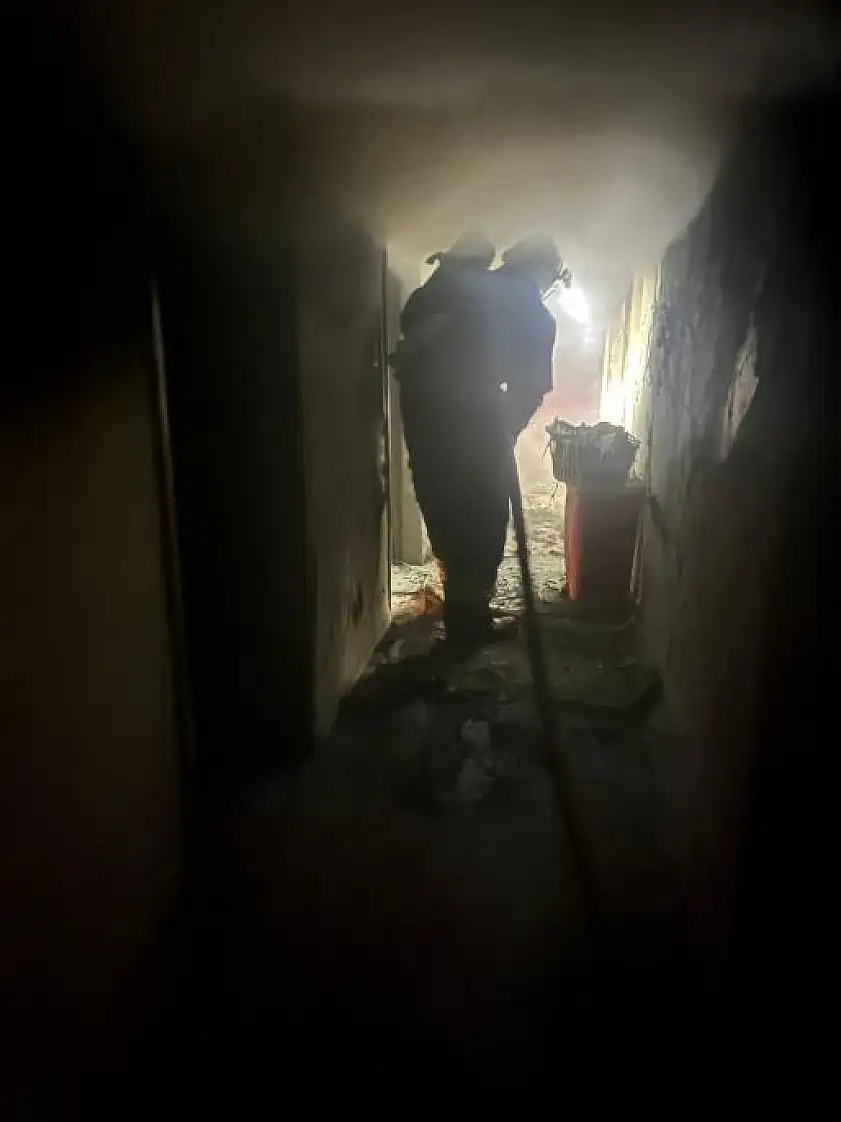 Yangında 3 kişi yaralandı