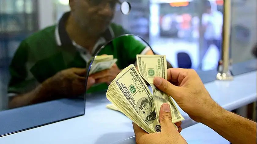 Dolar fırladı mı düştü mü? 19 Nisan'da sürpriz kur hamlesi