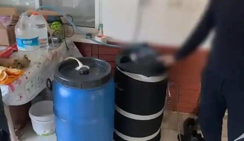 Marmaris'te Kaçak Alkol Operasyonu