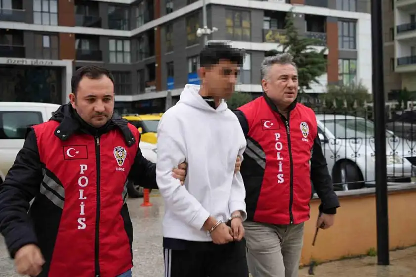 Öldürülen 15 yaşındaki genç kızın katil zanlısı, cinayeti günler öncesinden arkadaş grubunda paylaştı