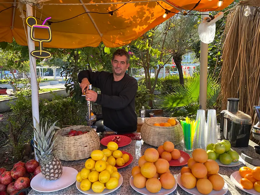 Fethiye'de Nar ve Portakal Suyu Sezonu Revaçta