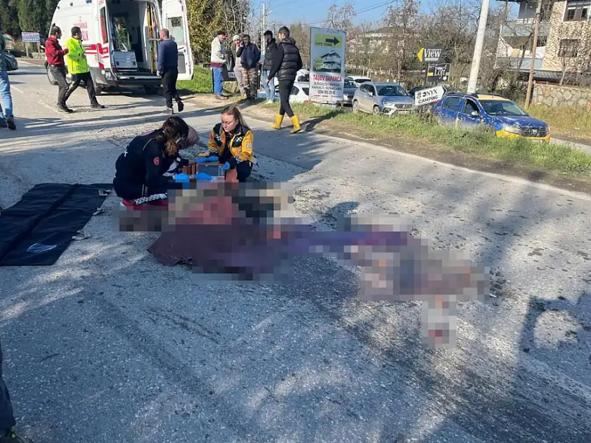 Feci kaza: Baba olay yerinde hayatını kaybetti, oğlu ağır yaralandı