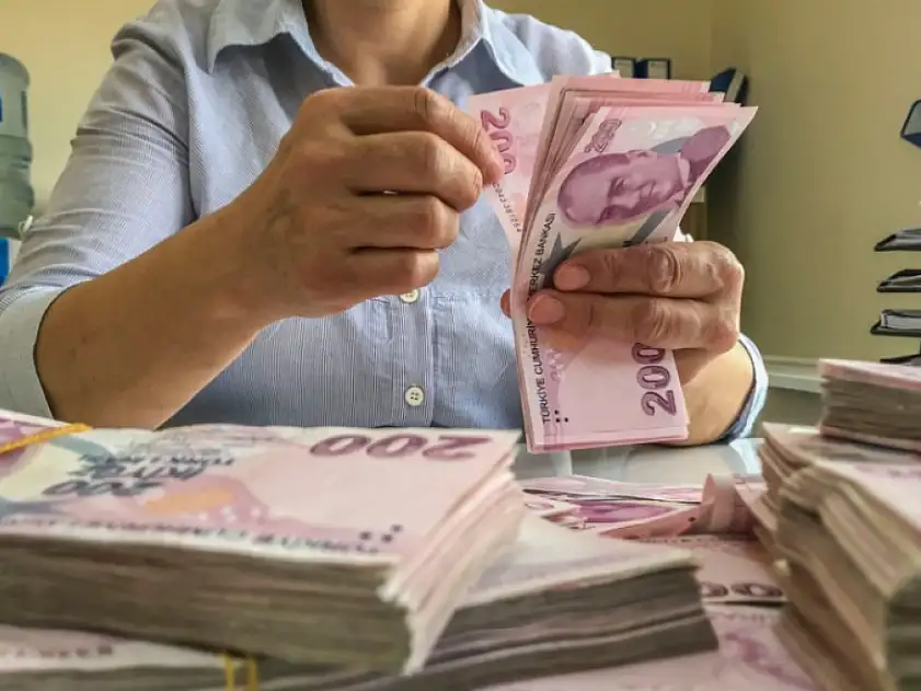 TBMM'nin yeni döneminde milyonları ilgilendiren düzenlemeler… Emekli maaşları, 3600 ek gösterge ve esnek çalışma