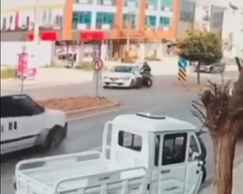 Bodrum'da feci kaza! Motosiklet havada uçtu