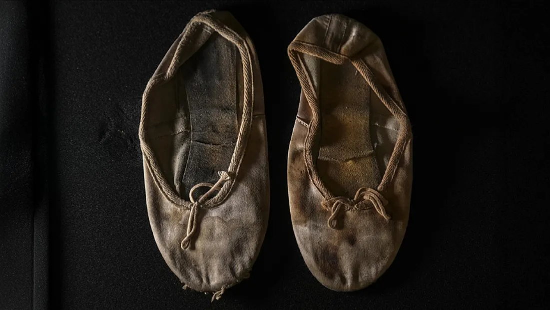 Amy Winehouse'un ikonik bale pabuçları Türk koleksiyonerde