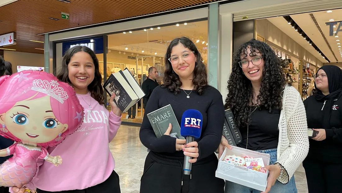 Fethiye’de Aslı Arslan sevgisi: İmza günü uzun kuyruklara sahne oldu