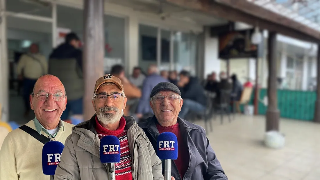 Fethiye'de kahvehaneler hala yaşıyor: Emeklilerin ve dostların buluşma noktası