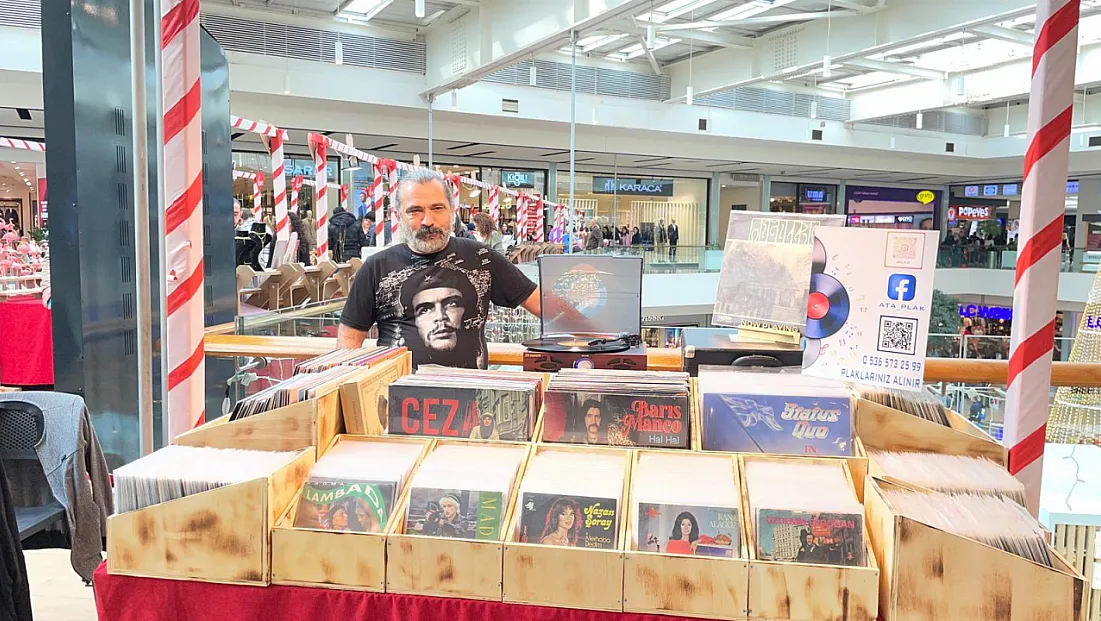 Fethiye’de plak tutkunlarına nostaljik buluşma