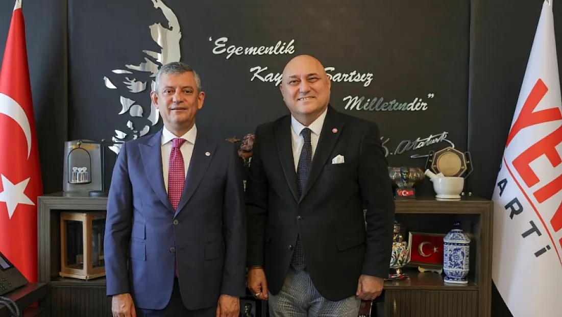 Muğla'da Tarihi Geçiş: Yatağan Belediye Başkanı Mesut Günay Yeni Parti'ye Katıldı