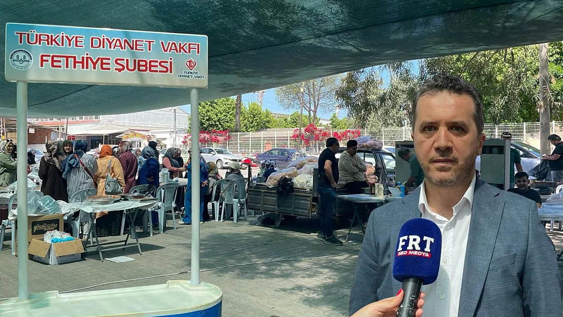 Fethiye'de Kur'an Kursları yararına düzenlenen 'hayır çarşısı' kapılarını açtı