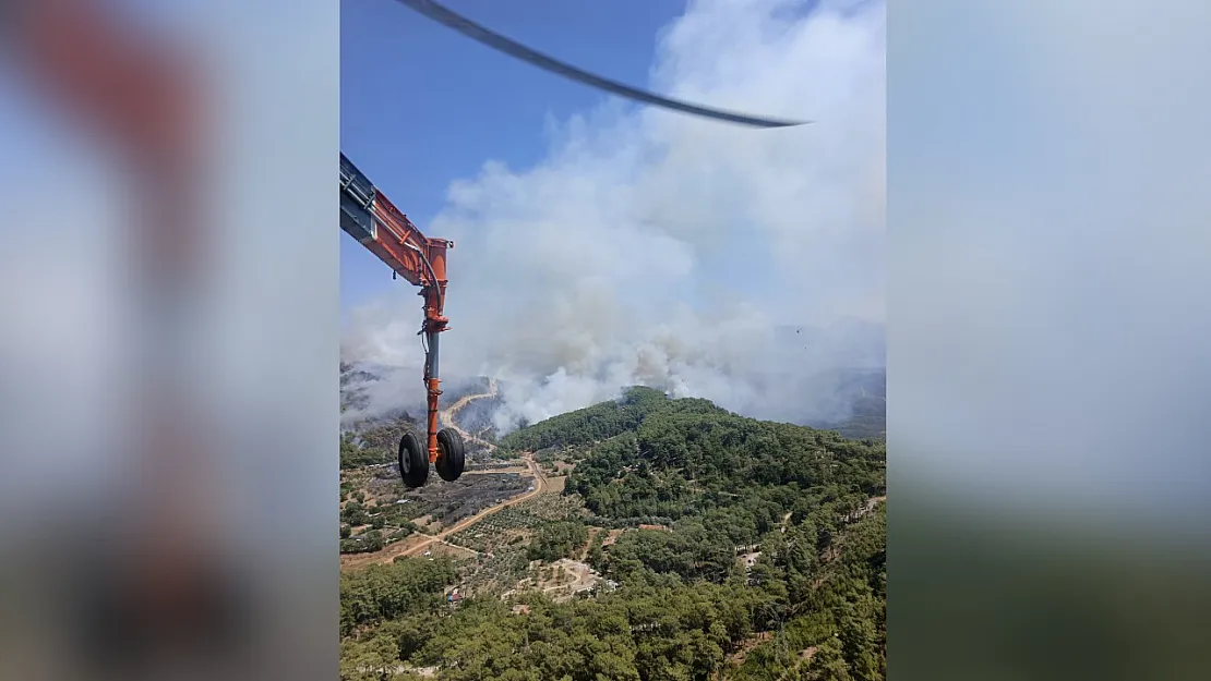 Fethiye'deki orman yangınına takviye ekipler sevk edildi: Hava ve kara gücü artırıldı