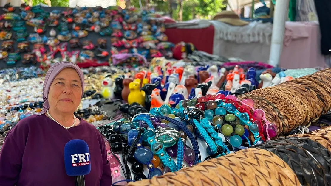 Fethiye Kayaköy'ün fenomen esnafı Aysun Ekiz: İngilizceyi tezgah başında öğrendi