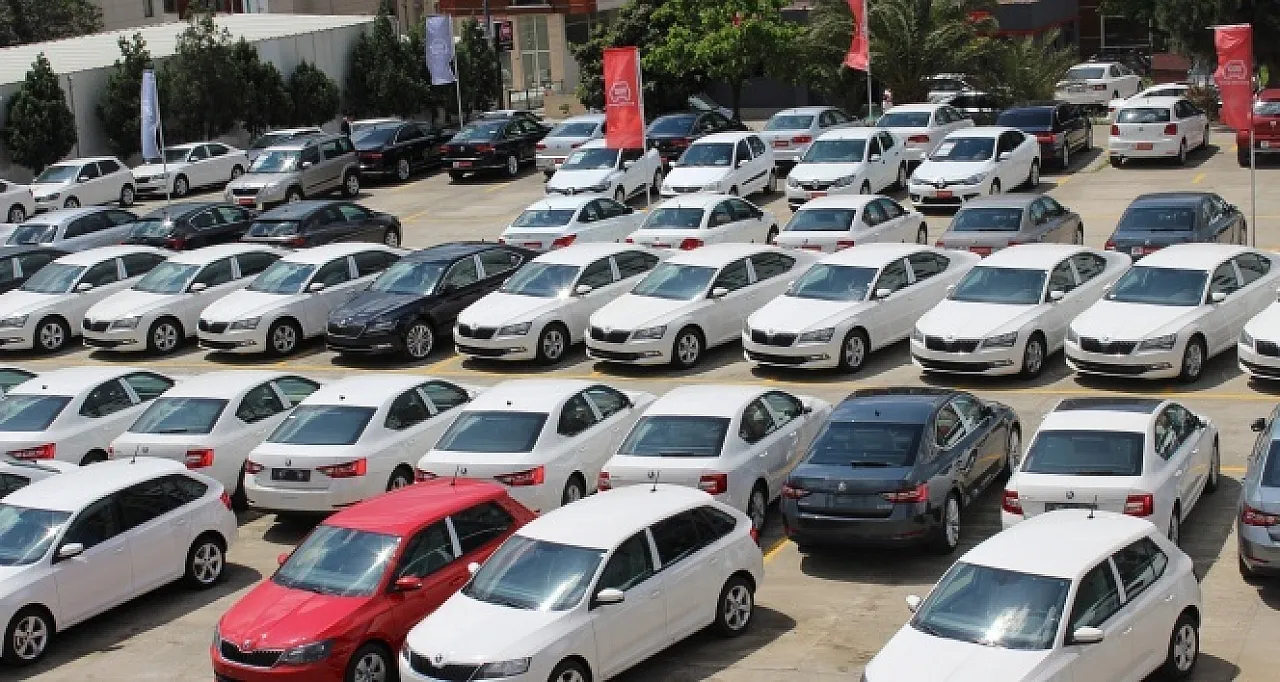 İkinci el otoda çoklu etkilerin altında temkinli ilerleme