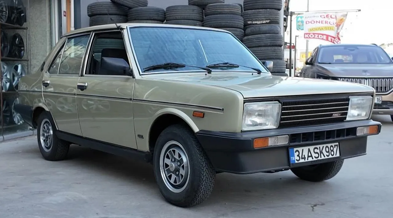40 yıldır açmadığı kaseti ve hayalini kurduğu 1987 model otomobili hayranı olduğu Cengiz Kurtoğlu'yla buluşturdu