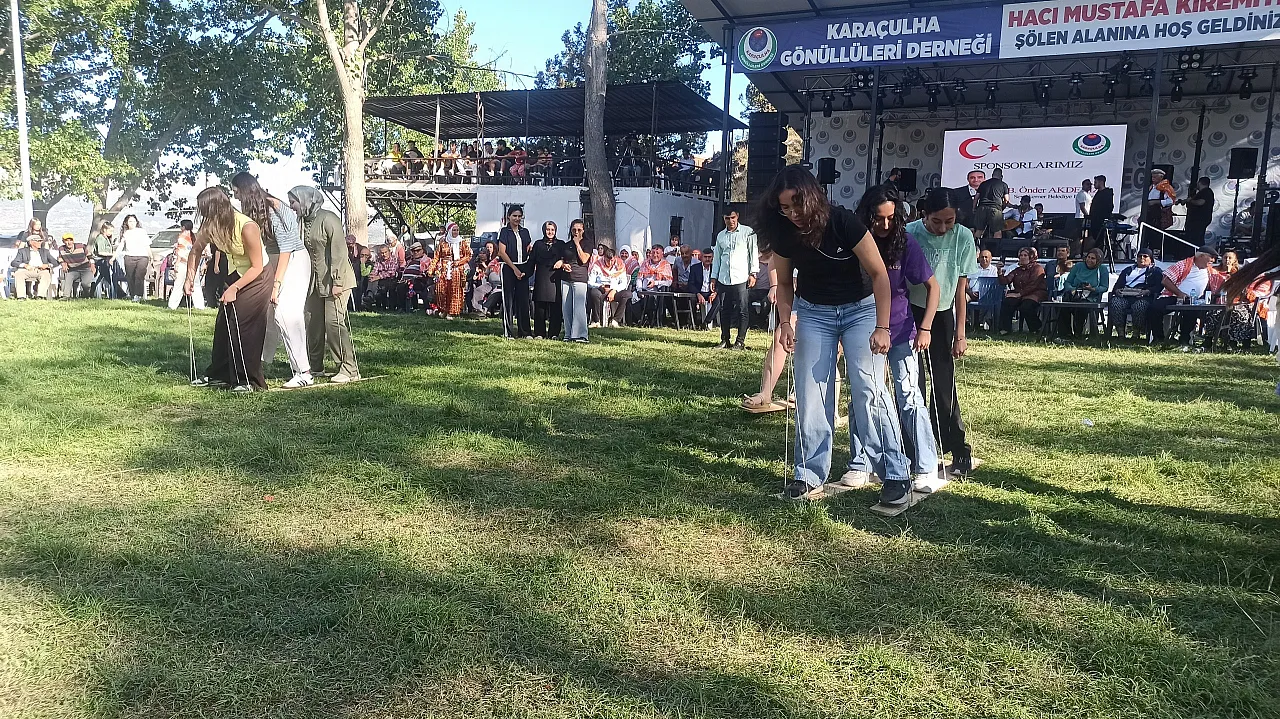 Yayla Karaçulha Yörük Şenliği'nde Geleneksel Oyunlar Büyük İlgi Gördü