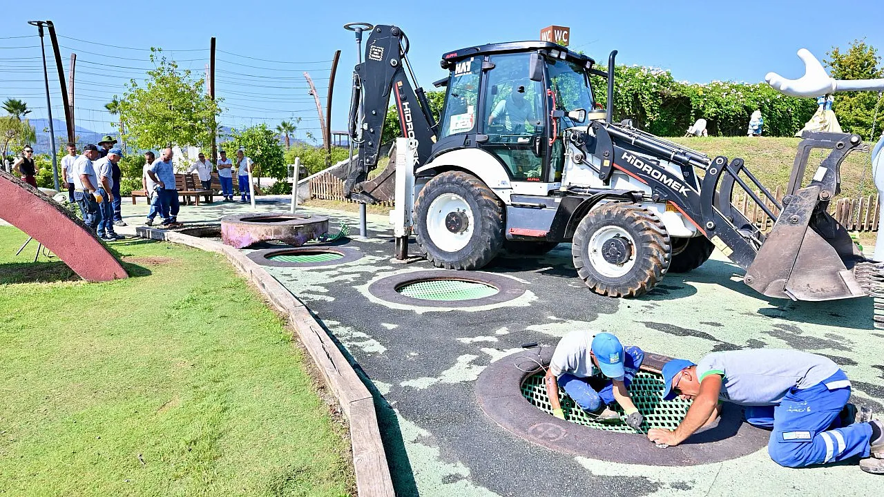 Fethiye’de Şehit Fethi Bey Parkı’nda yenileme çalışmaları başladı
