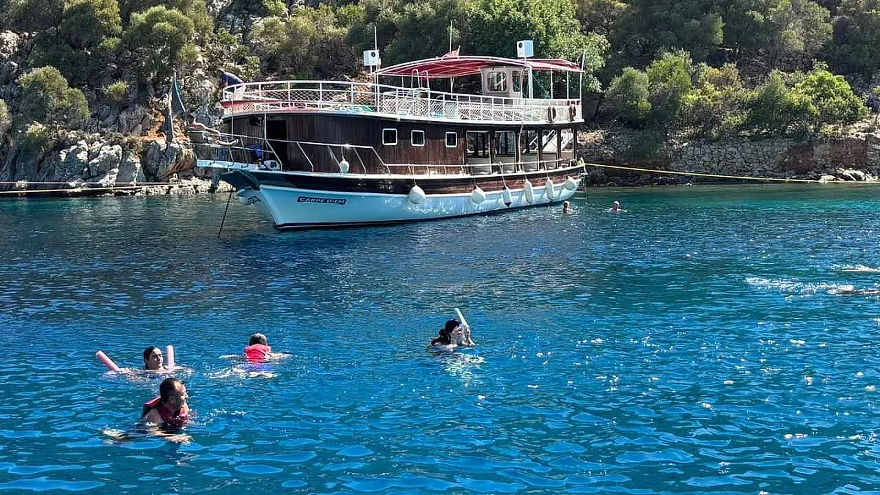 Göcek’in Doğal Akvaryumu Tarihin İzlerini Taşıyor