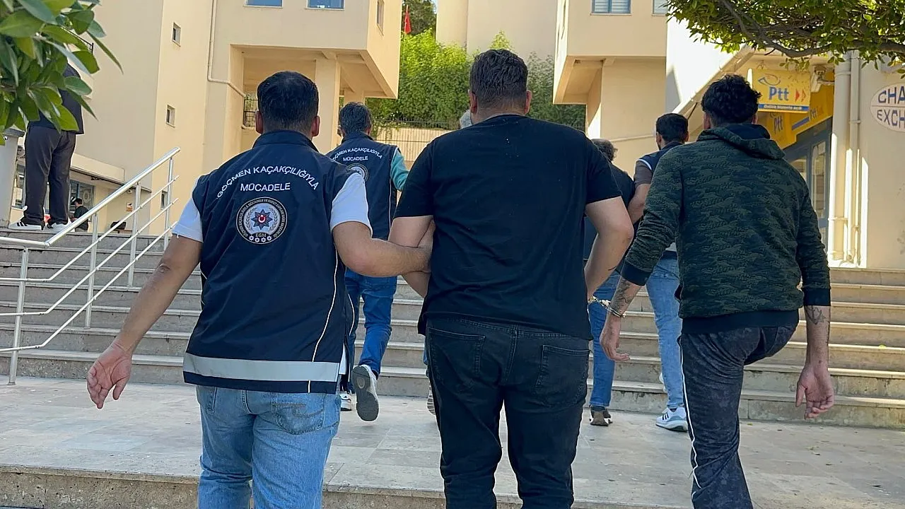 Marmaris'te Göçmen Kaçakçılığı Operasyonu: 4 Tutuklama