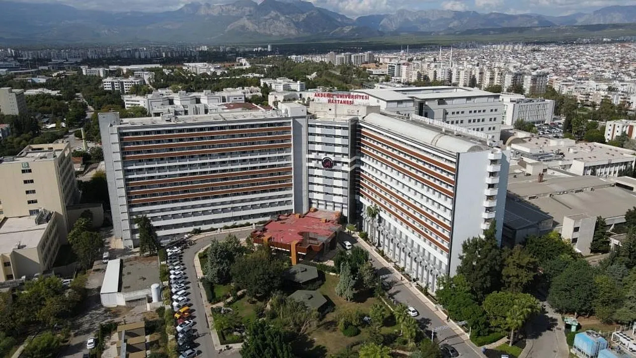 Antalya'da kadavradan organ bağışı emekli öğretmene bayram sevinci yaşattı