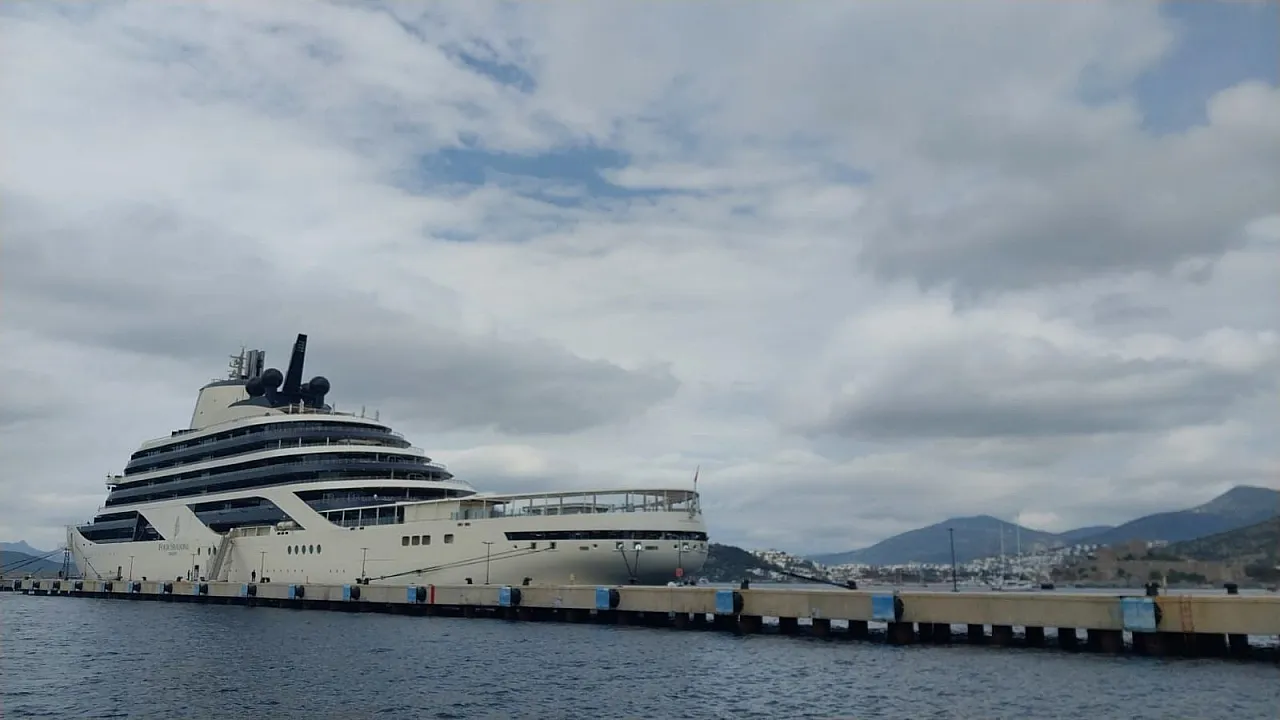 400 milyon avroluk gemi Bodrum'a geldi