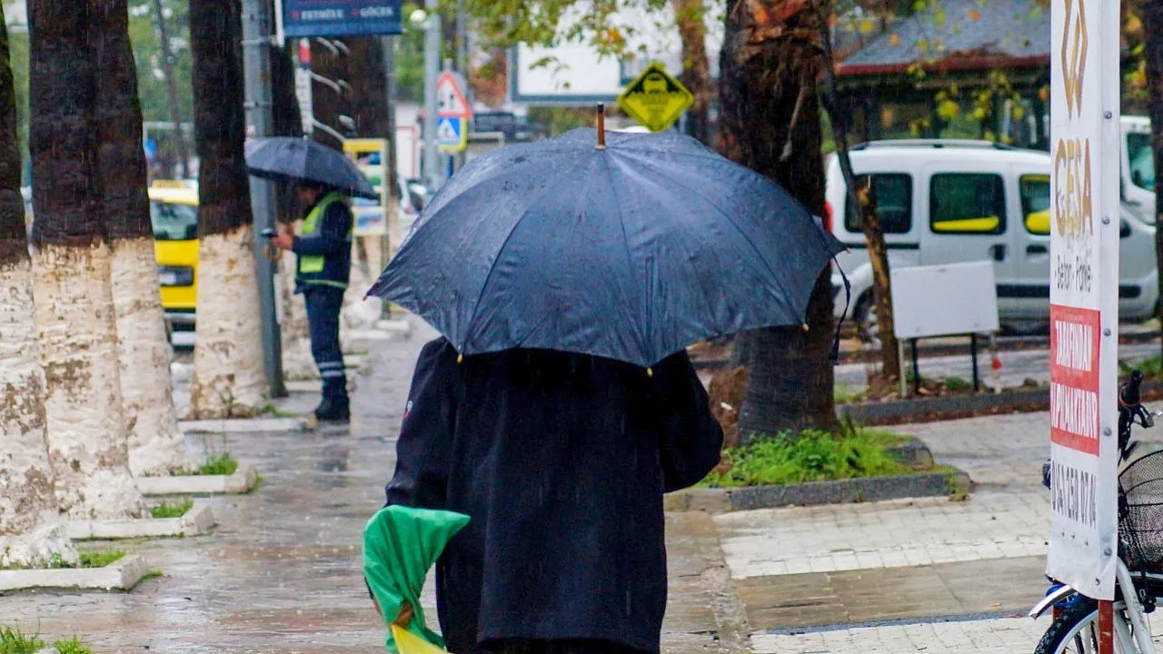 Fethiye'de 4 Gün Yağış Var! Meteoroloji Uyardı: Sağanak Günlerce Sürecek
