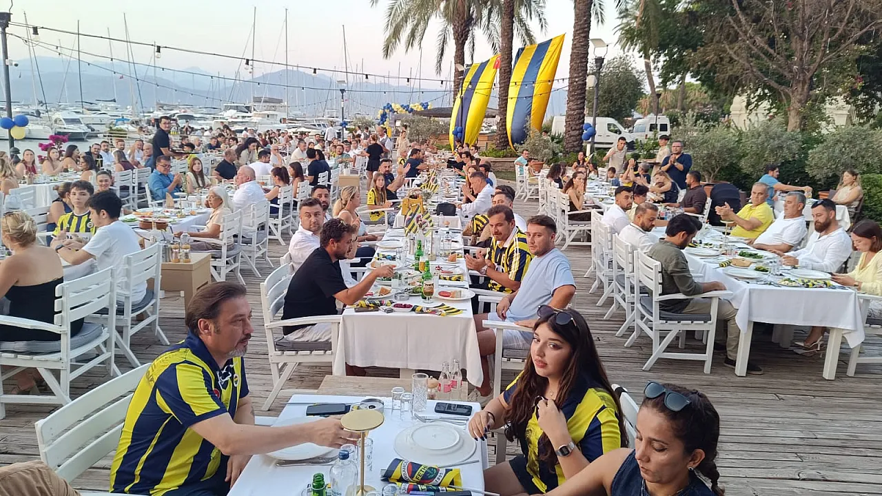 Fethiyeli Fenerbahçeliler 19.07 ruhunu tek yürek kutladı