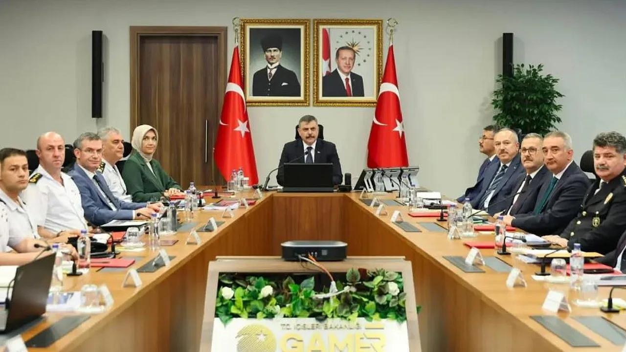 Muğla Valisi Akbıyık, İçişleri Bakanlığı toplantısına katıldı