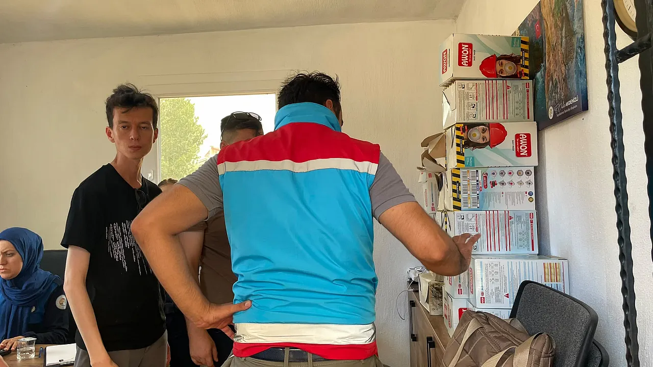 Seydikemer'de koordinasyon merkezindeki vatandaşlardan acil destek çağrısı