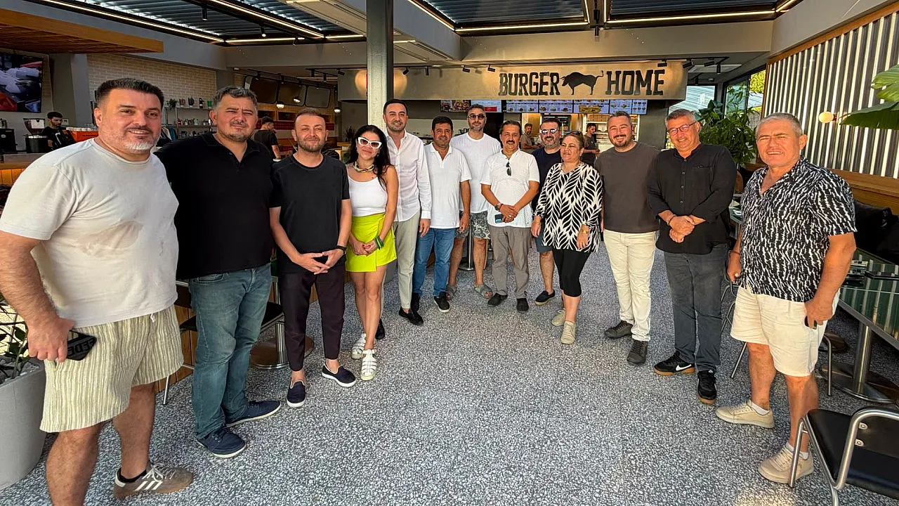Fethiye Beşiktaş Taraftarlar Derneği'nin Ağustos ayı toplantısı gerçekleştirildi