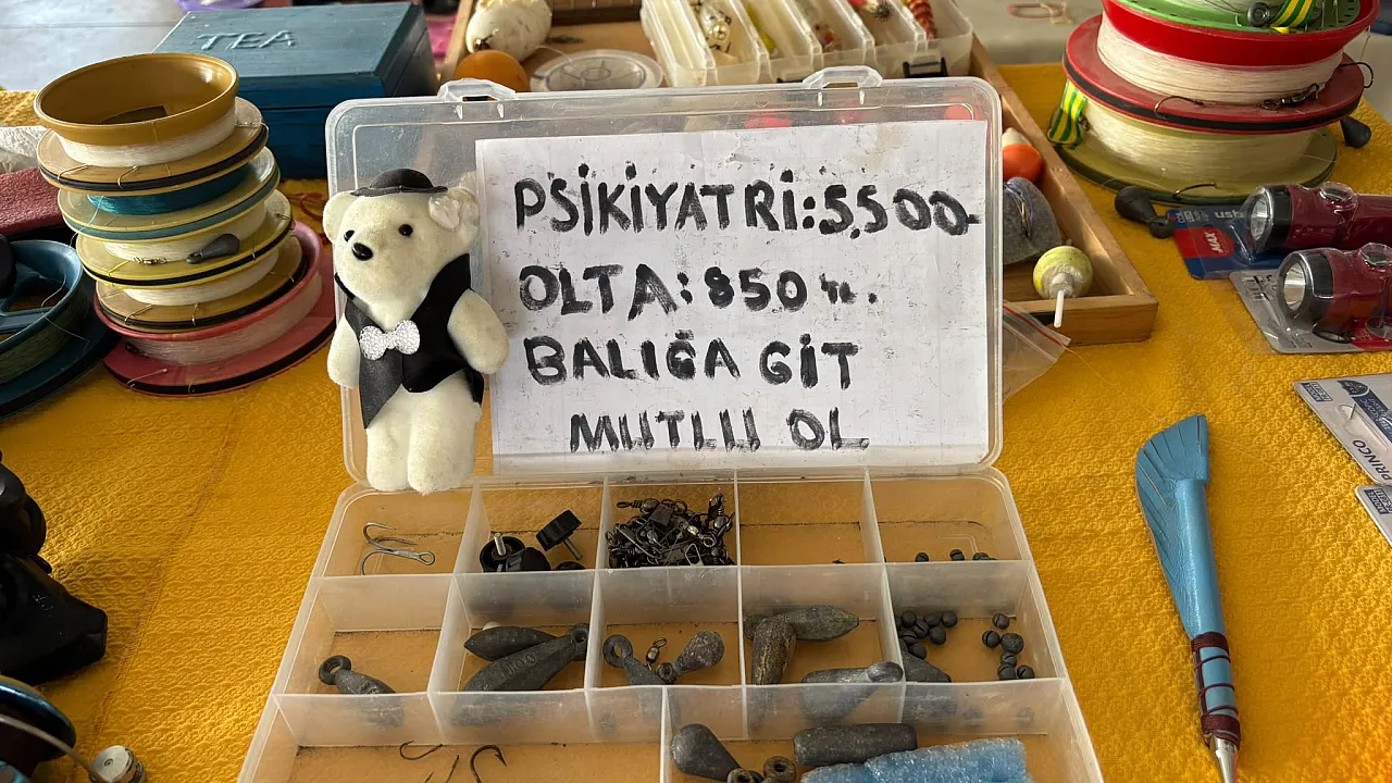 Fethiye'de emekli Hüseyin Yılmaz: 'Psikiyatra gitmektense balık tutuyorum'