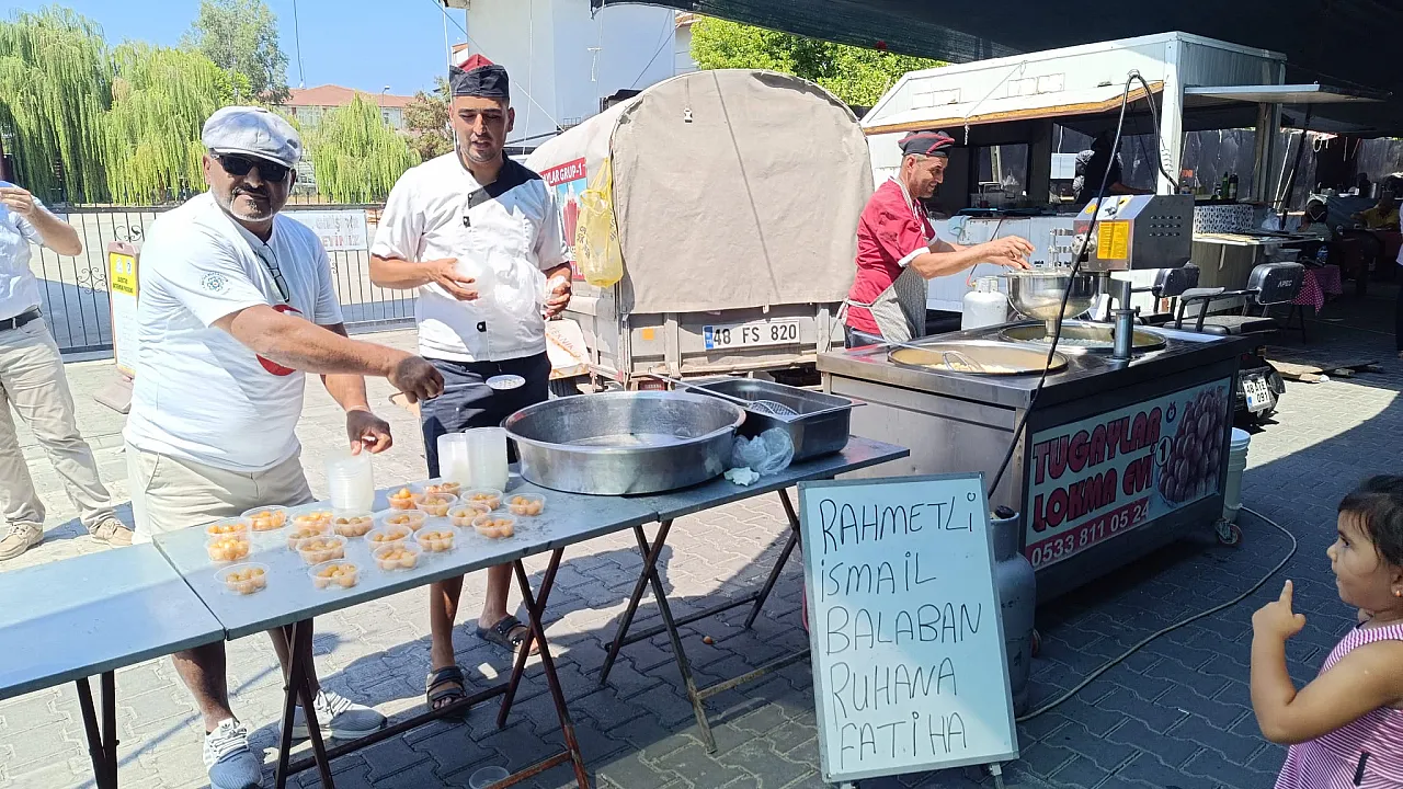 Fethiye'de merhum İsmail Balaban'ın ruhuna lokma hayrı