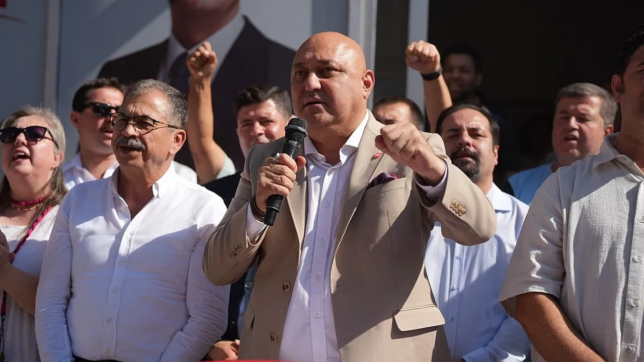 Muğla'da Tarihi Geçiş: Yatağan Belediye Başkanı Mesut Günay Yeni Parti'ye Katıldı