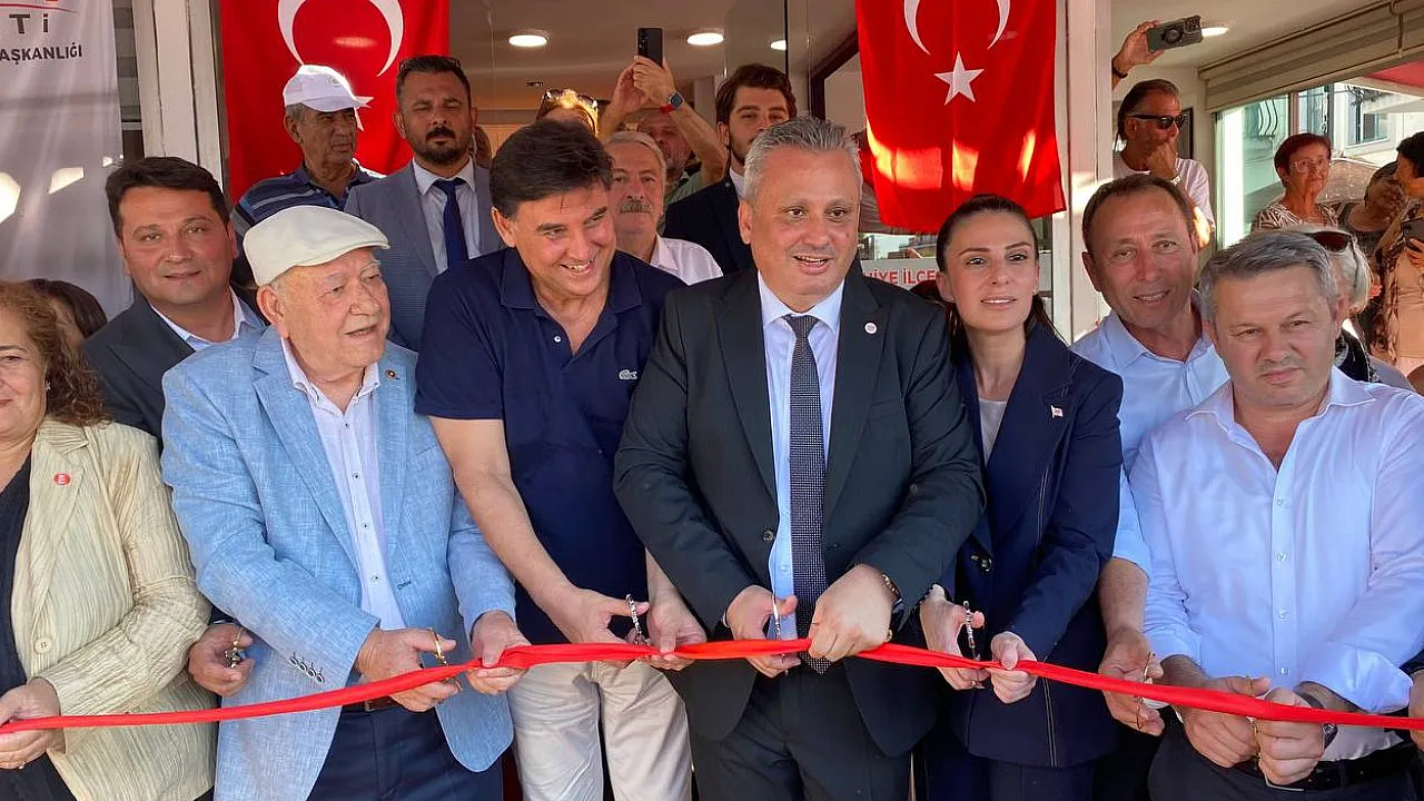 Yeni Parti Fethiye İlçe Başkanlığı binası açıldı