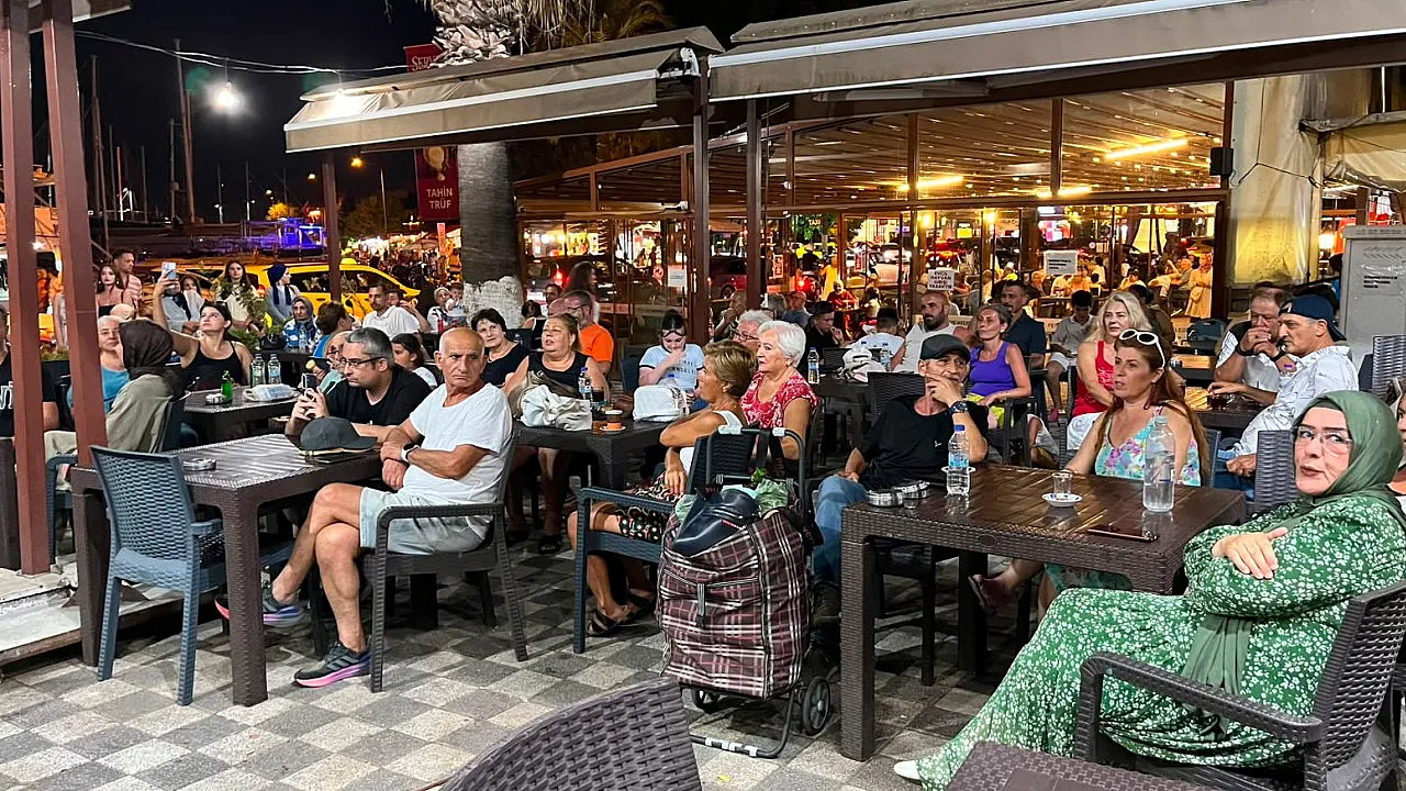 Müzikli Fethiye Akşamları Liman Halkevi'nde müzikseverleri buluşturdu