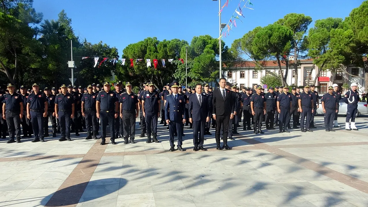 Muğla'da İtfaiye Haftası çelenk sunma töreniyle başladı