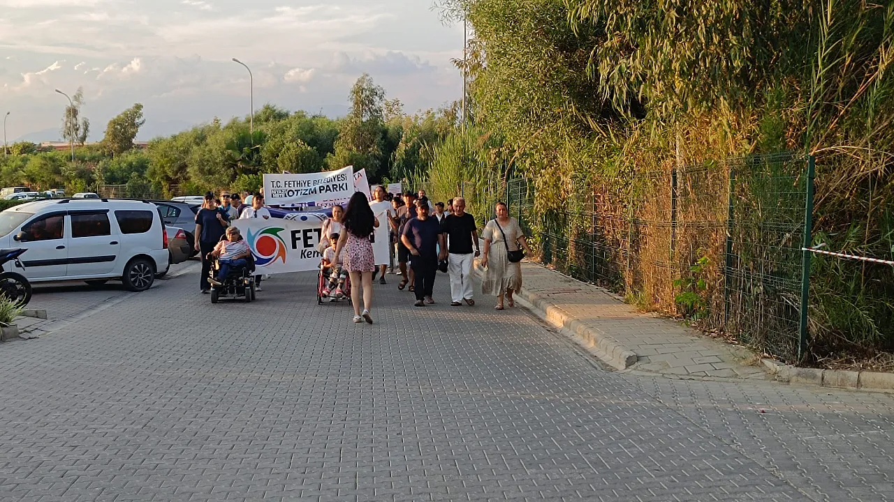 Fethiye'de Avrupa Hareketlilik Haftası'nda 'Herkes İçin Hareketlilik' yürüyüşü