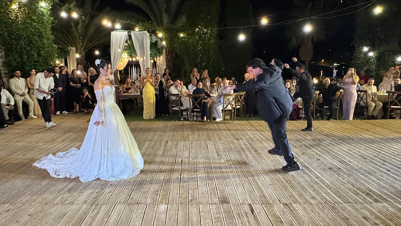 Fethiye'de Sude ve Doğukan Çifti Dünyaevine Girdi