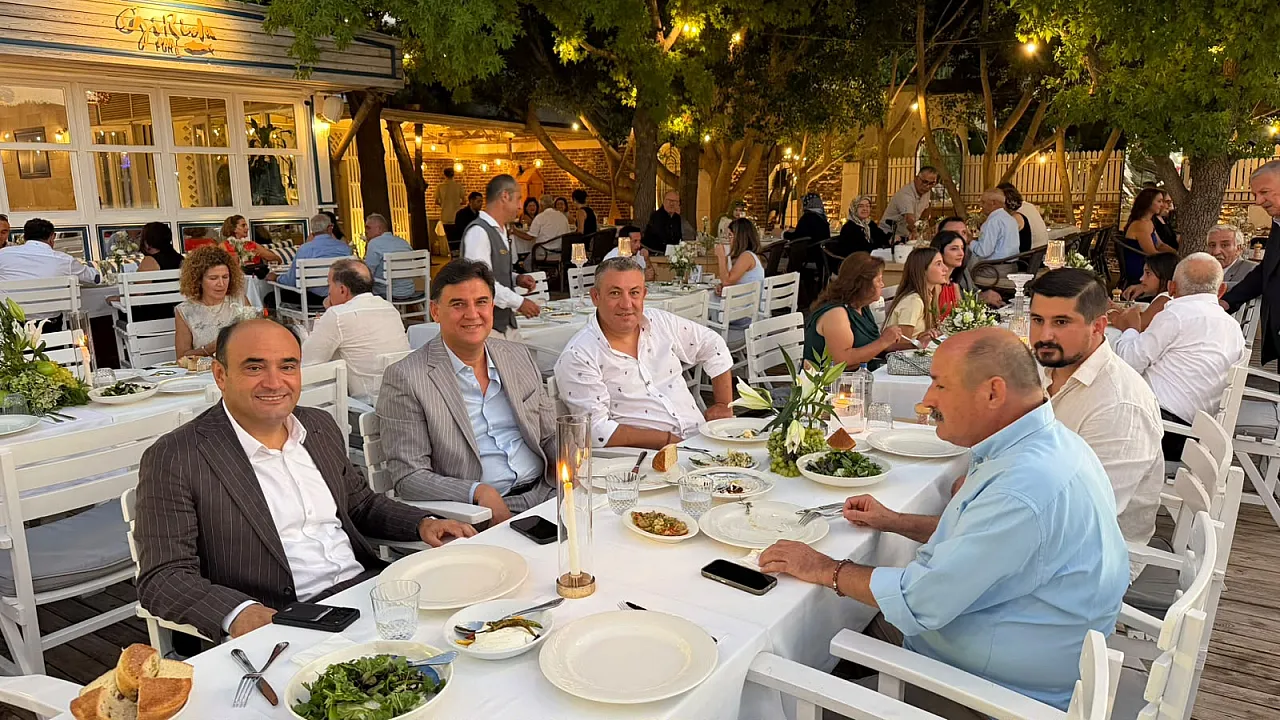 Fethiye'de Tuğçe ve Can çifti dünyaevine girdi