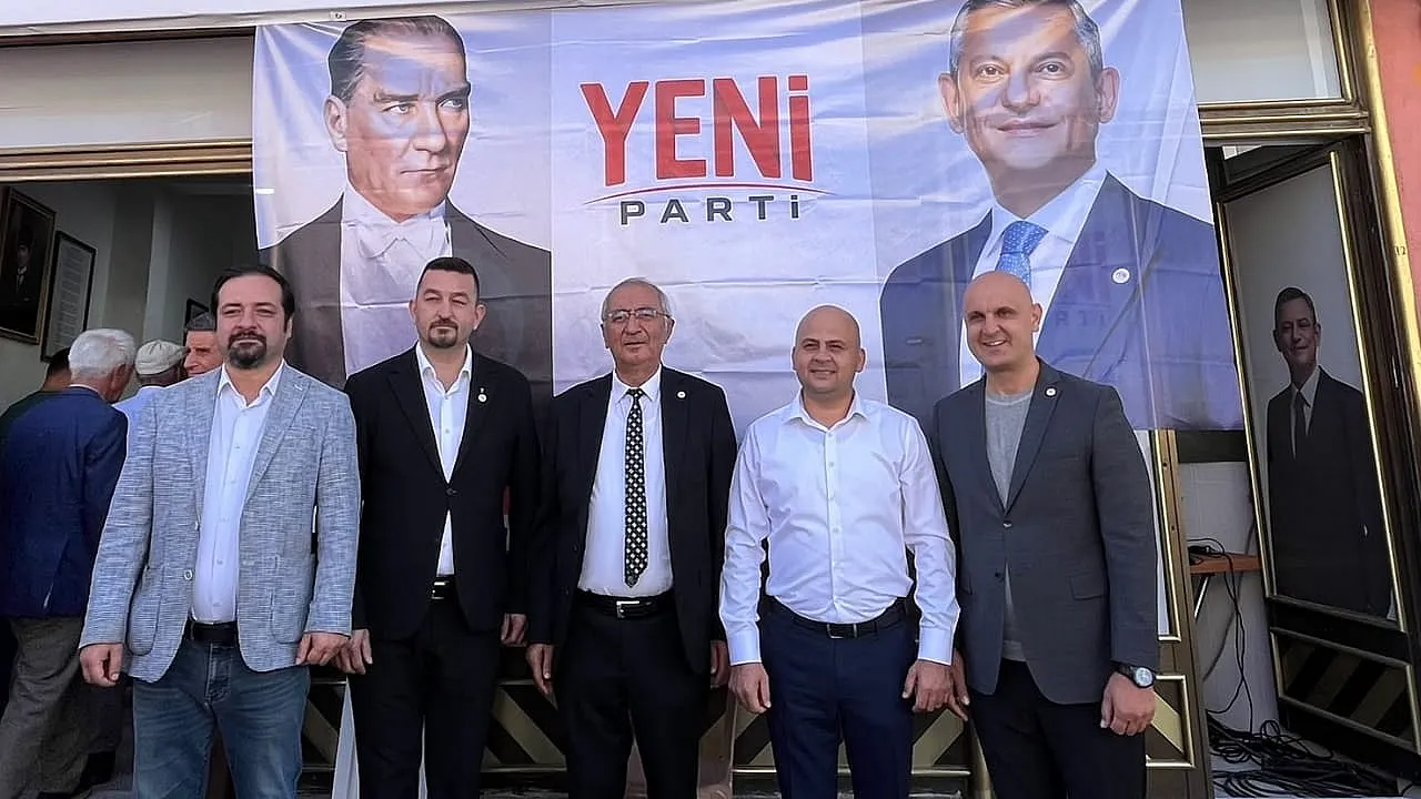 Kavaklıdere'de Yeni Parti İlçe Başkanlığı törenle açıldı