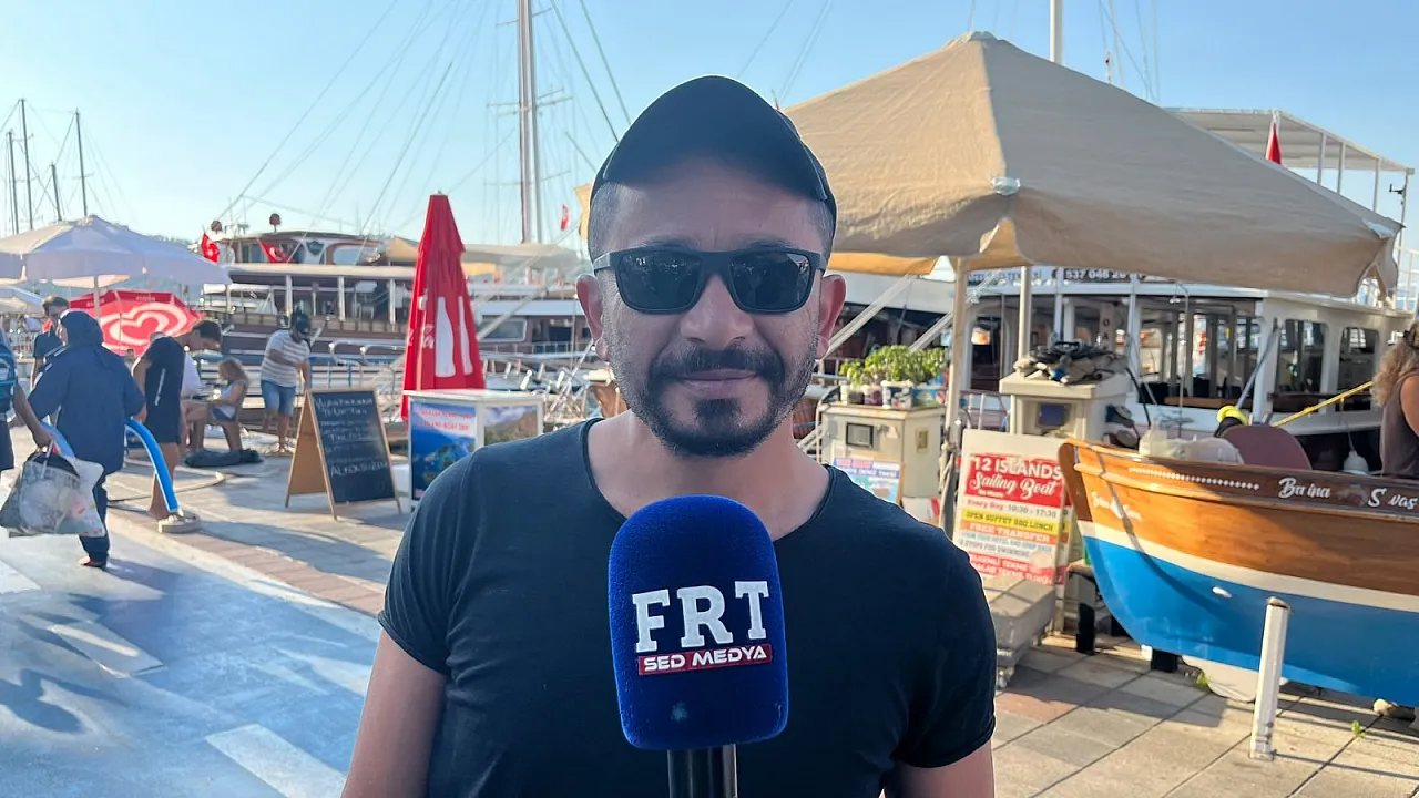 Fethiye'de turistlerin tekne turu keyfi sürüyor