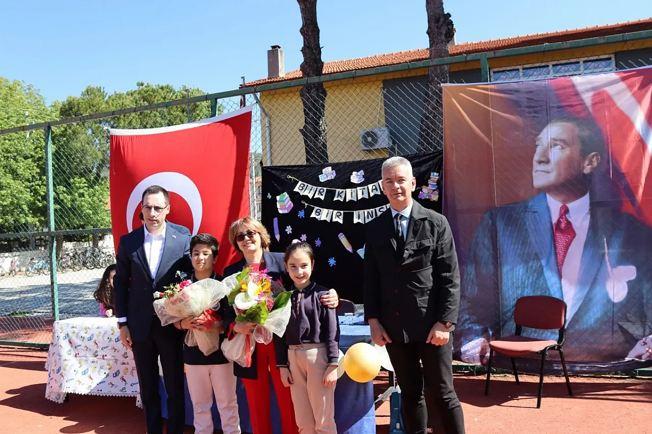 Ula'da 'Bir Kitap Bir İnsan' projesi yapıldı