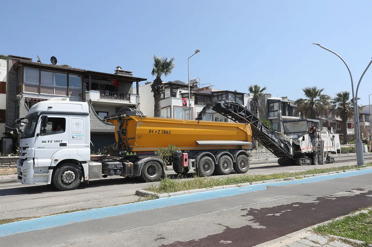 Büyükşehir 7 Şantiyesiyle Muğla'nın Yol Ağını Güçlendiriyor