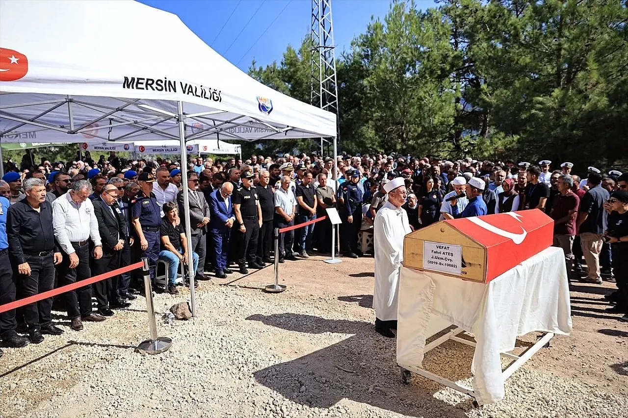 KKTC'deki gemi kazasında hayatını kaybedenler son yolculuklarına uğurlanıyor
