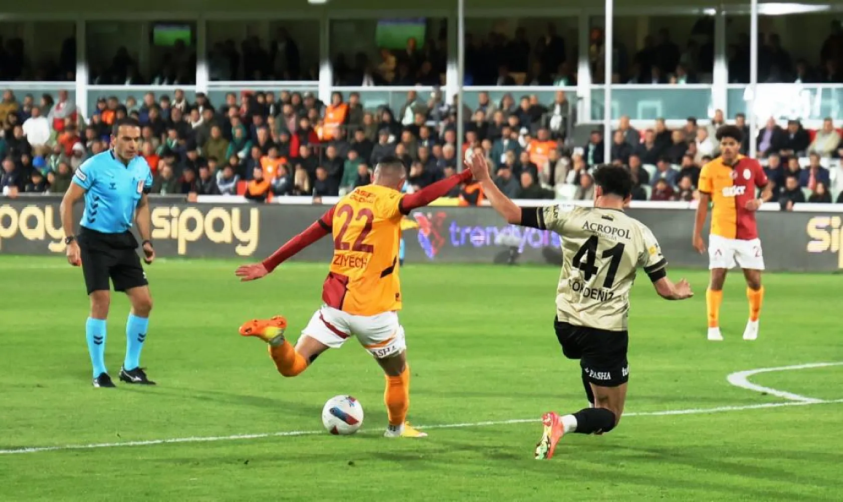 Volkan Demirel: 'Bugün 11-10 gözükse de 14'e-10 oynadık'