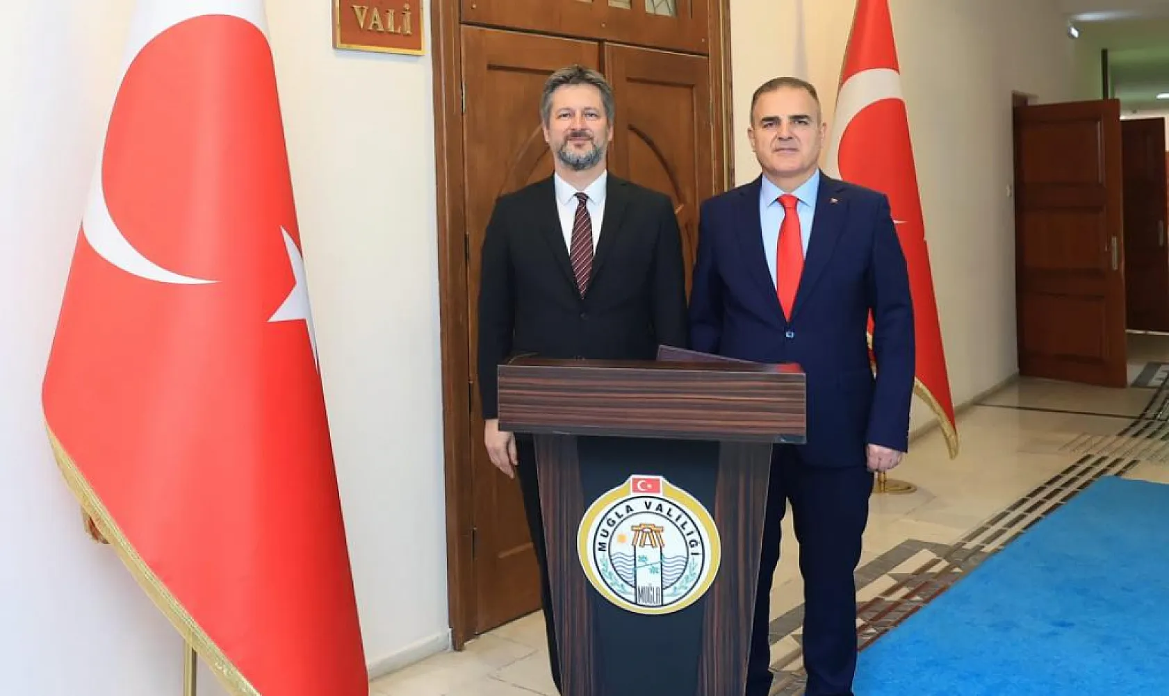 Görev süresi biten Macaristan Büyükelçisinden Vali Akbıyak'a veda ziyareti