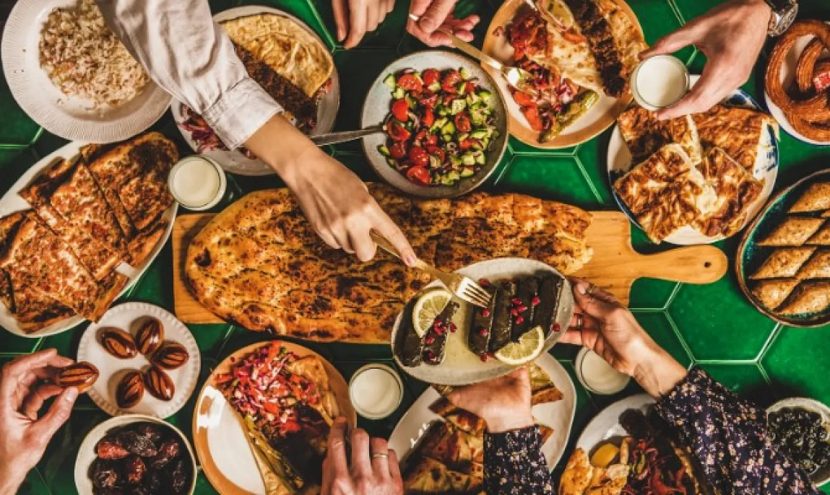 Dikkat, iftar sofralarının vazgeçilmezi meğer zehir saçıyormuş