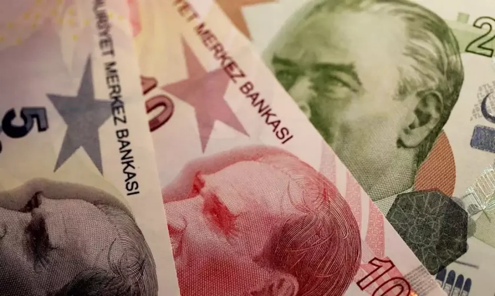Emekliye zam geliyor! Müjdeli haber gazetede yayımlandı