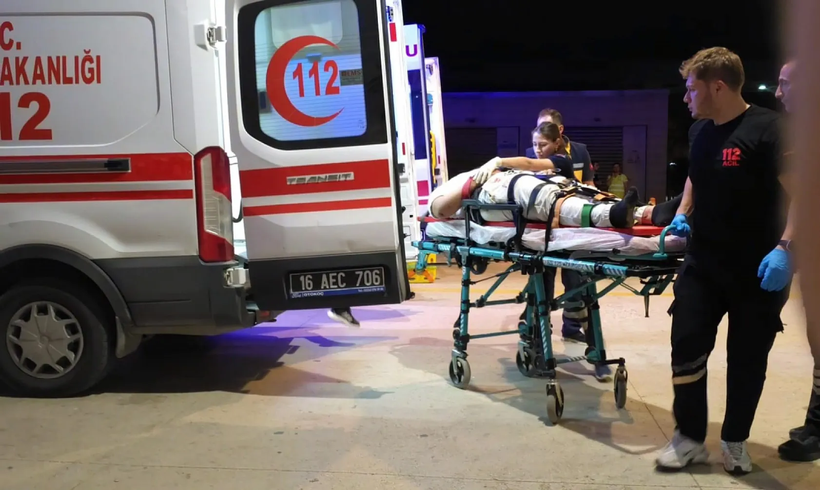 Bebek bekleyen yeni evli çiftin bindiği motosiklet kabusları oldu
